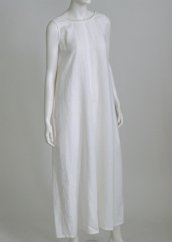 Women's long sleeveless linen dress