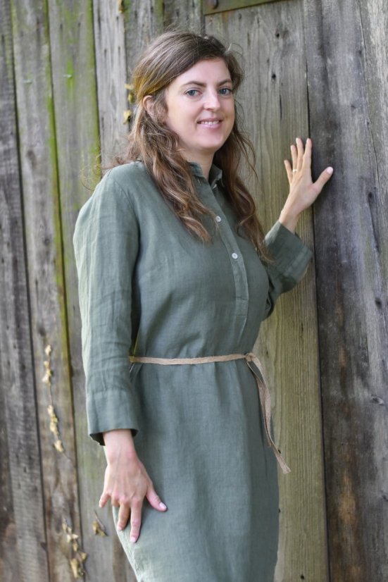 Damen-Hemdblusenkleid aus Leinen mit Krawatte