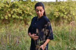Damen-Hemdblusenkleid aus Leinen mit Stehkragen