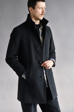 Zimní kolekce 25 - Materiál - 70% PES, 20% vlna, 6% akryl, 4% ostatní