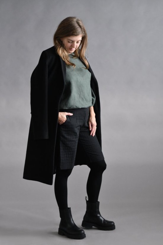 Women's autumn bermuda shorts - Size: 38