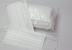 Tschechische Einwegmasken BFE>=90 % – 50 Stück – gute Atmungsaktivität, hoher Tragekomfort