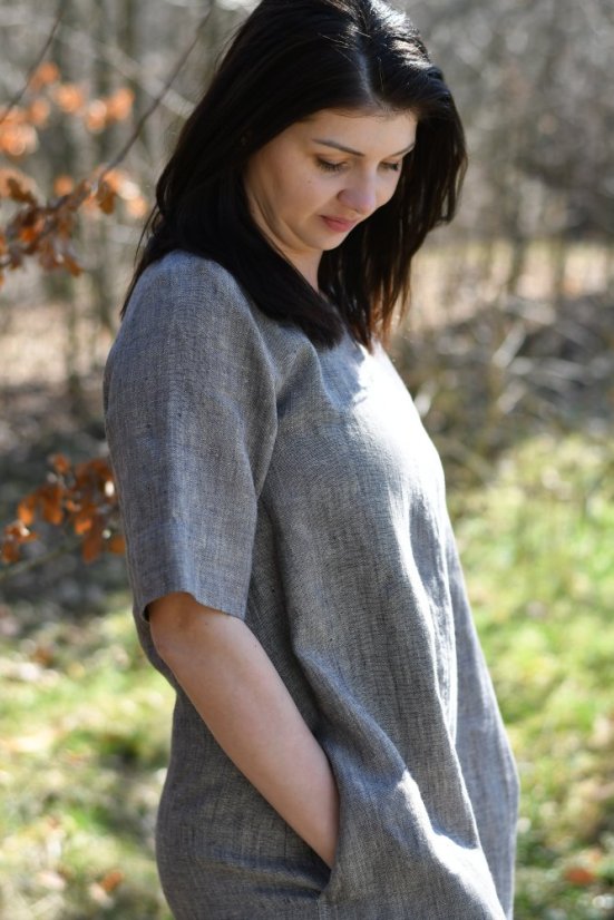 Langes Leinenkleid für Damen mit Ärmeln