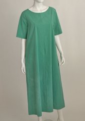 Women's long dress with sleeves