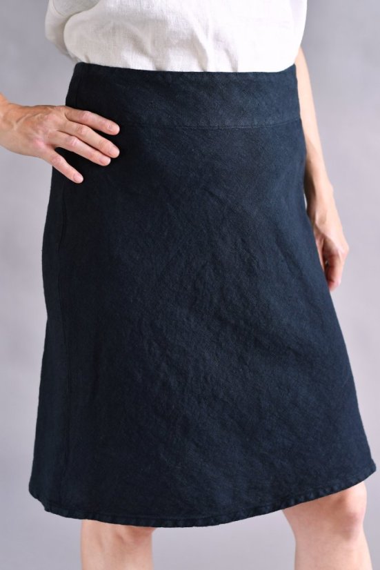 Knee length linen skirt - Size: 46