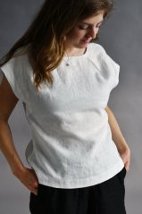 Women's linen blouse