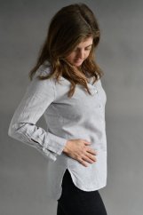 Women's linen blouse with buttons