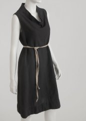 Damen-Leinenkleid mit Wasserfallausschnitt