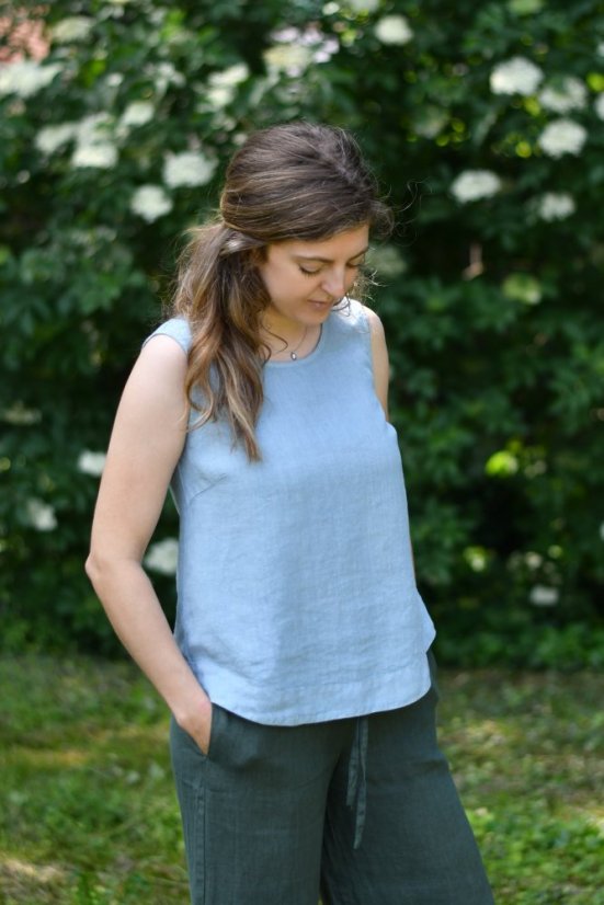 Women's sleeveless linen top - Size: 36