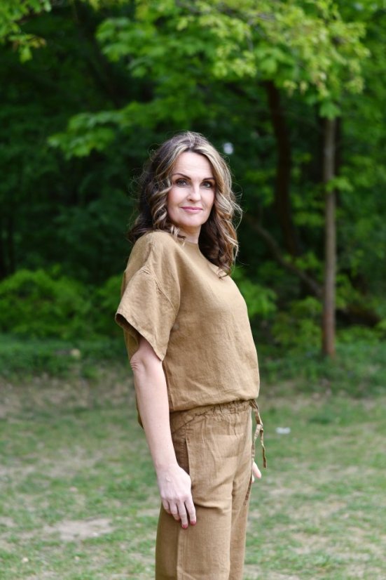 Lněná halenka oversize - skořicově hnědá