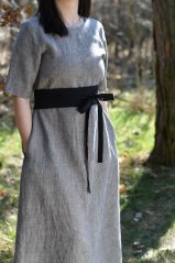 Langes Leinenkleid für Damen mit Ärmeln