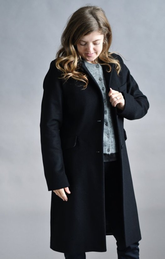 Women's classic coat with 100% wool