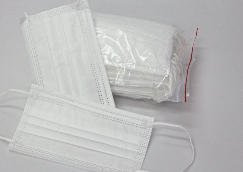 Tschechische Einwegmasken BFE>=90 % – 50 Stück – gute Atmungsaktivität, hoher Tragekomfort