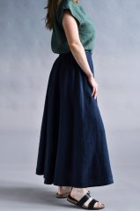 Dlouhá lněná sukně v pase na gumu - navy modrá