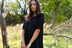 Langes Leinenkleid für Damen mit Ärmeln